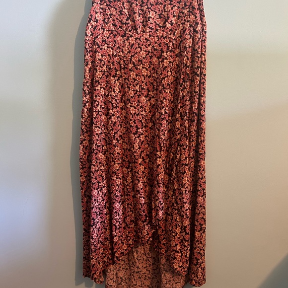 Midi wrap skirt - Picture 2 of 9